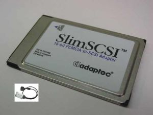 Adaptec slim SCSI 16 bit PCMCIA-to-SCSI Adapter, p/n: 900100/w cable  ()
