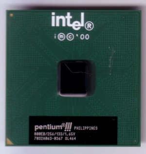 CPU Intel Pentium PIII-800EB/256/133/1.65V 800MHz SL464, PGA370 (FC-PGA), Coppermine, OEM ()