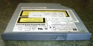 Toshiba DVD-ROM IDE Internal Drive, model: SD-C2402  ( )