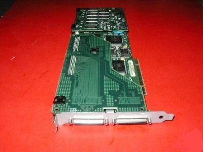 RAID controller Compaq Smart Array 3200 Ultra2 SCSI, PCI, 2 channel, 2x68-pin int, 2x68-pin ext, board No. 007914-001/w 64MB RAM&BBU board No. 007402-001, SP#: 340855-001, OEM ()