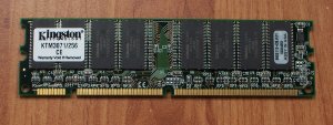 IBM/Kingston KTM3071/256 256MB SDRAM PC133 (133MHz) DIMM, FRU: 16P6349, OEM ( )
