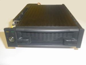 HDD Western Digital WD800JB, 80GB, 7200 rpm, UATA/100, 40-pin/w 5.25" carier  ( )