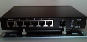 MiLAN Technology MIL-S501MT-15 Ethernet Switch 5x10/100Base-TX & 1port 100Base-FX Single-mode (15km) MT-RJ connector, box (коммутатор)