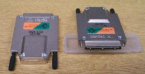 Hewlett-Packard (HP) C2370A LVD/SE SCSI68 pin VHDCI external terminator, p/n: 5021-1121, OEM ()