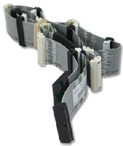 IBM internal SCSI cable HD68 (68-pin), 6 unit/w Active terminator, 1.0m, p/n: 25P6294, FRU: 25P6310, OEM ( )