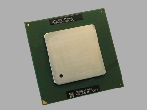 CPU Intel Pentium PIII-1133/256/133/1.475 Tualatin, 1.133GHz (1133MHz), PGA370 (FC-PGA2)/w heatsink & fan, SL5LT, retail ()