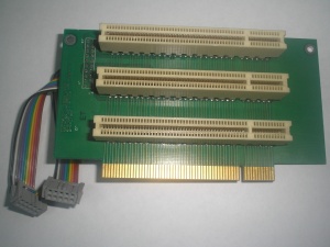 Riser card RMS100 PCI-to-3xPCI, OEM ()