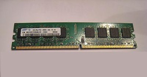 Samsung M378T3253FZ0-CD5 RAM DIMM 256MB DDR2 (1RX8), PC2-4200U-444-10-A1 (533MHZ), 240-pin, OEM ( )
