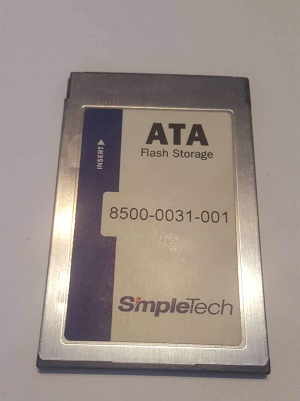 SimpleTech 8500-0031-001 32MB PCMCIA  ATA Flash storage card, p/n: 020513-FL1-011, LUC00-00764-301, OEM ( )